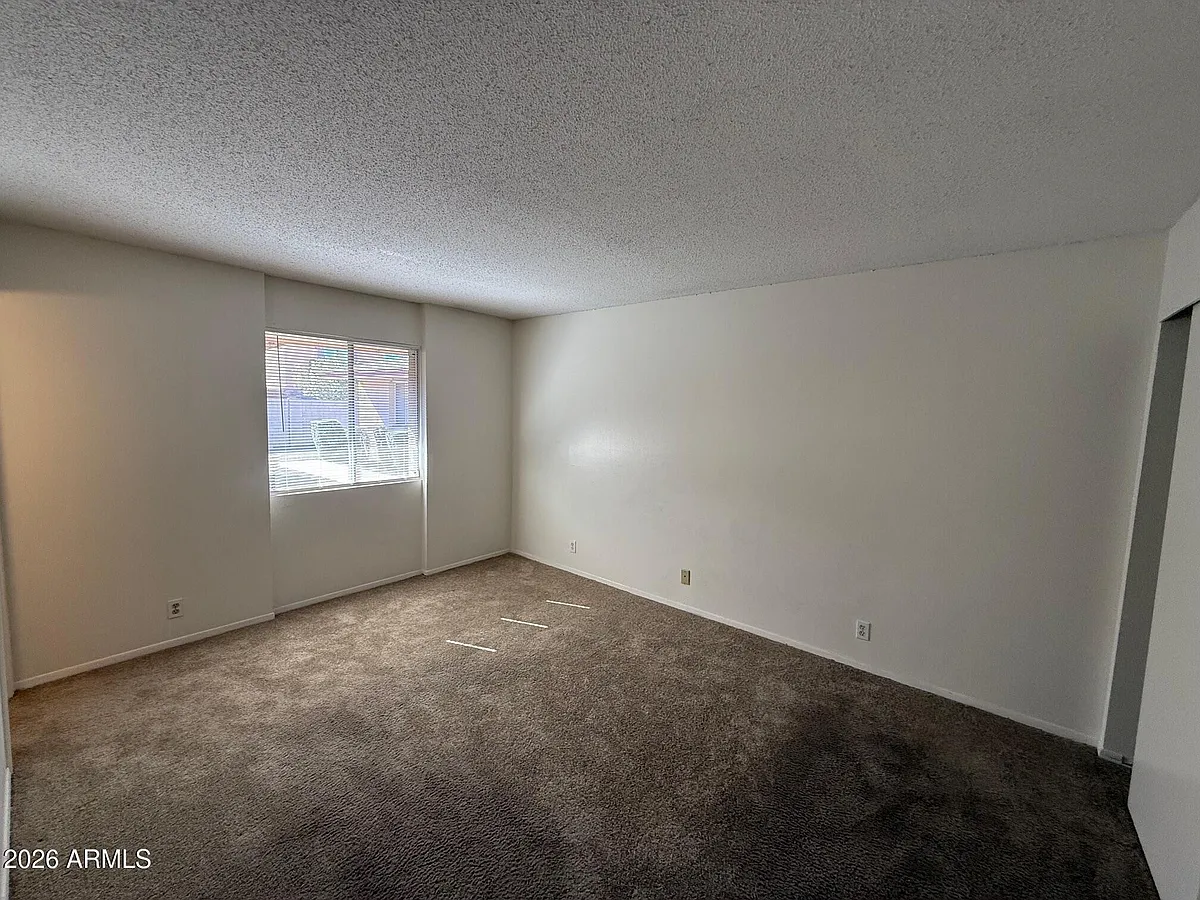 Building Photo - 2617 N 48th St #4
