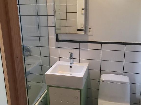 2nd image of 84 Waldo Ave APT 1