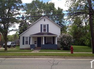 319 1st St, Rochester, MI 48307