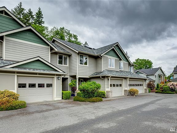3rd image of 1814 Rosewood Ln