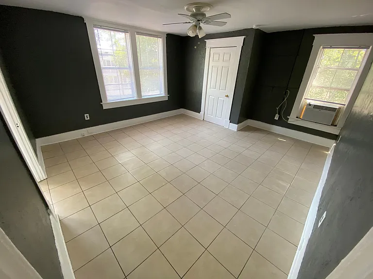 931 Newton Ave S #2 — Photo 12