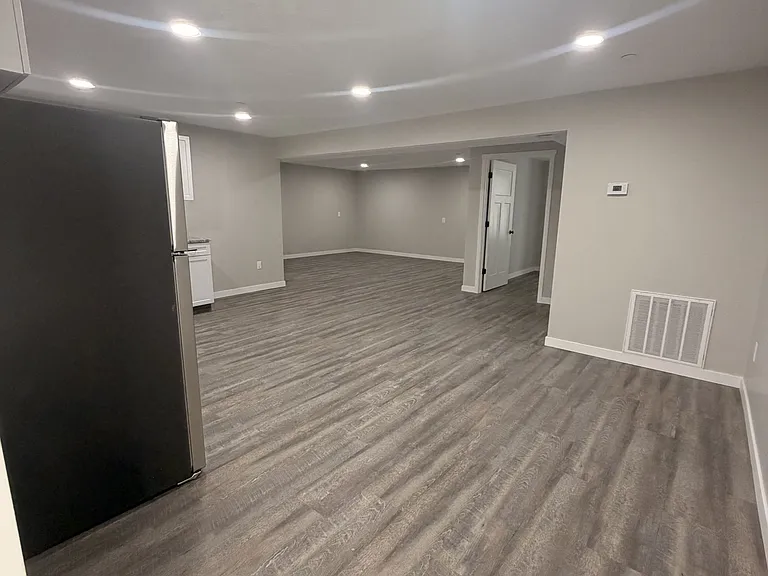 216 Wilcox Pkwy — Photo 16