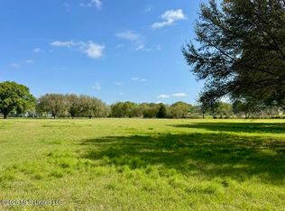 9 Green Acres Dr, Canton, MS 39046