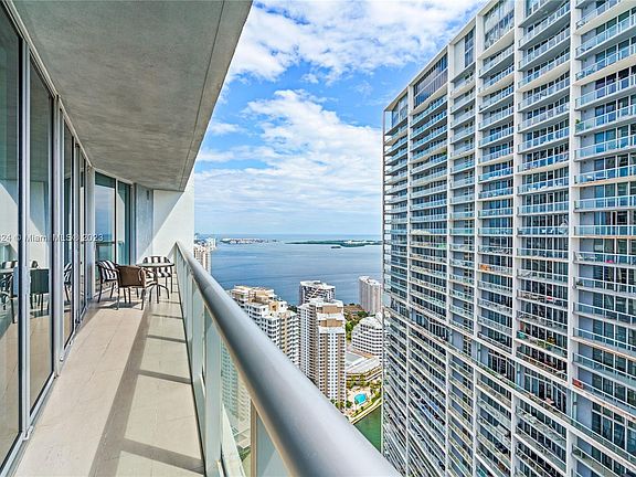 2nd image of 475 Brickell Ave #48