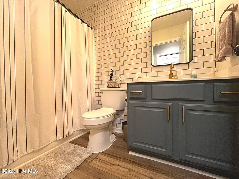 2400 Longleaf Dr W — Photo 22