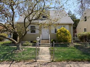 4907 170th St, Fresh Meadows, NY 11365