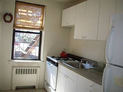 3rd image of 95 Sedgwick Ave APT 1D