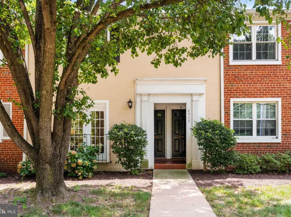 2517 S Walter Reed Dr #A, Arlington, VA 22206