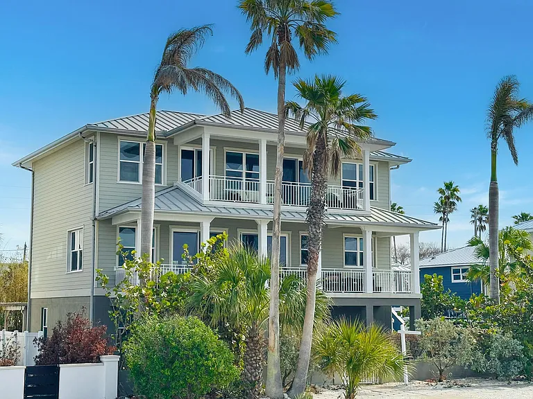 1205 Gulf Way St — Photo 46