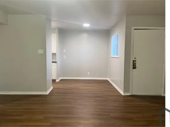 2650 McFaddin St #4, Beaumont, TX 77702