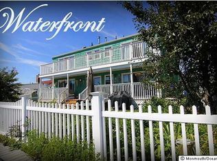 9 Channel Rd, Toms River, NJ 08753