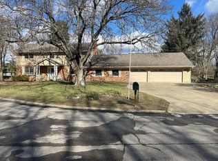 5746 Old Trail Ct, Columbus, OH 43213