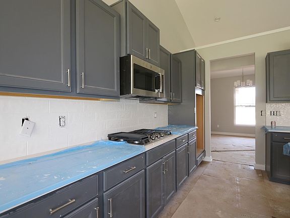 2nd image of 3340 Lavender Ln #44