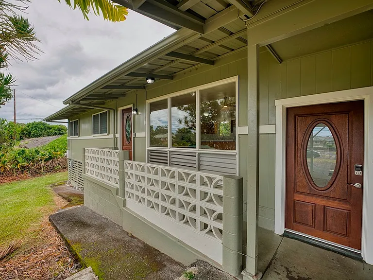1770 Kilauea Ave — Photo 1