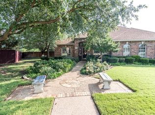 1037 Blueberry Ct, Crowley, TX 76036