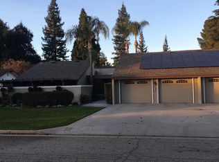 3152 Fairway Ave, Kingsburg, CA 93631