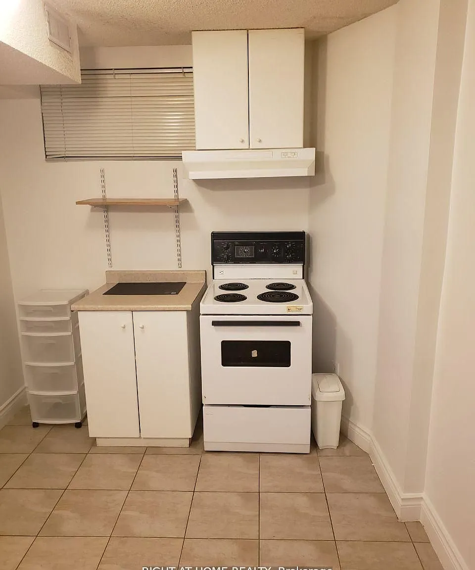 1 bed, $1,649 — Photo 3