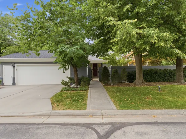 6184 S Tall Oak Ln, Salt Lake City, UT 84121