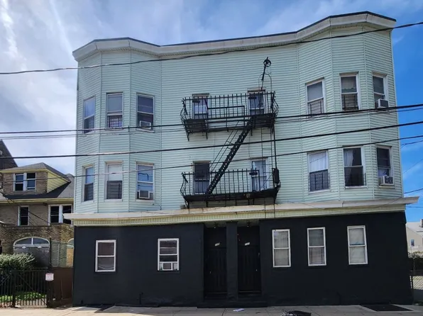 109-111 4th St #123ABF, Passaic, NJ 07055