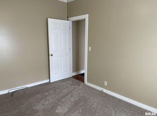 700 S Buchanan St, Marion, IL 62959
