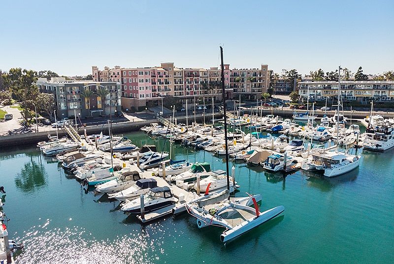 Marina Harbor Apartments