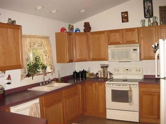 3rd image of 10194 Woodland Trl