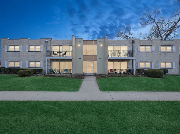 18310 Cherry Creek Dr APT 3, Homewood, IL 60430