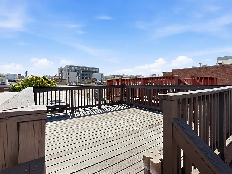 412 S East Ave — Photo 41
