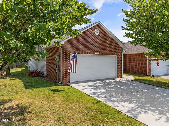 3rd image of 4439 Bonnywood Way