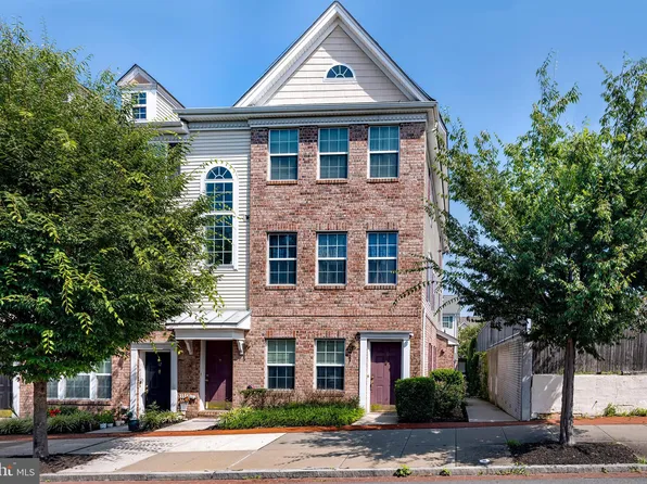 16 Lalor St, Trenton, NJ 08611
