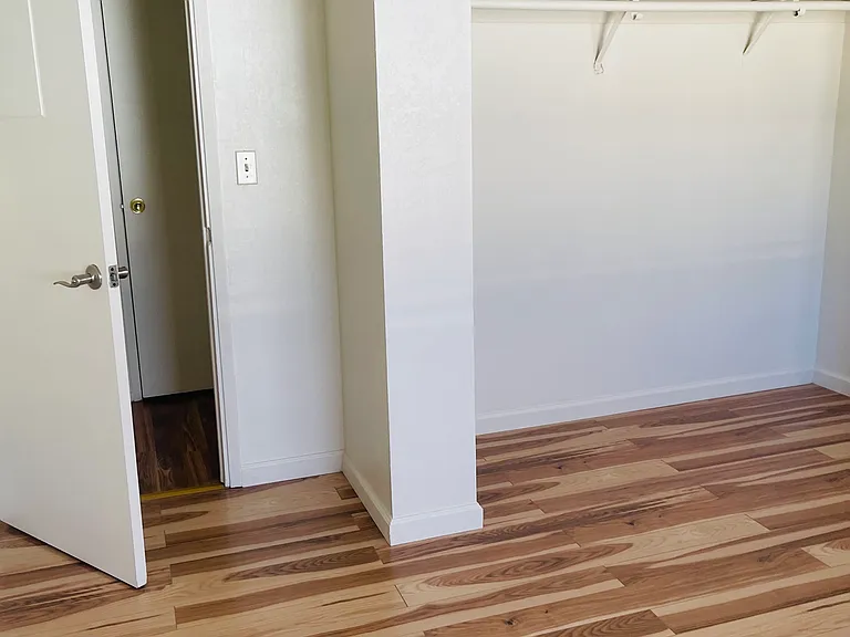 4432 La Cresta Way #4 — Photo 8