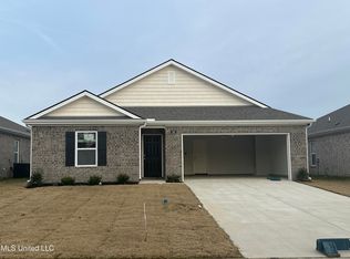 28 Silo Ln, Byhalia, MS 38611