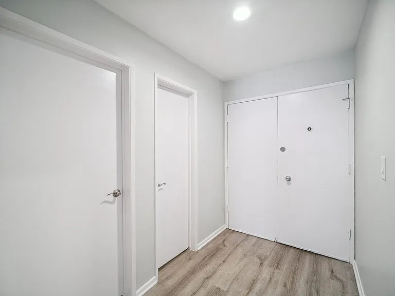 170 North Crescent Street — Photo 14