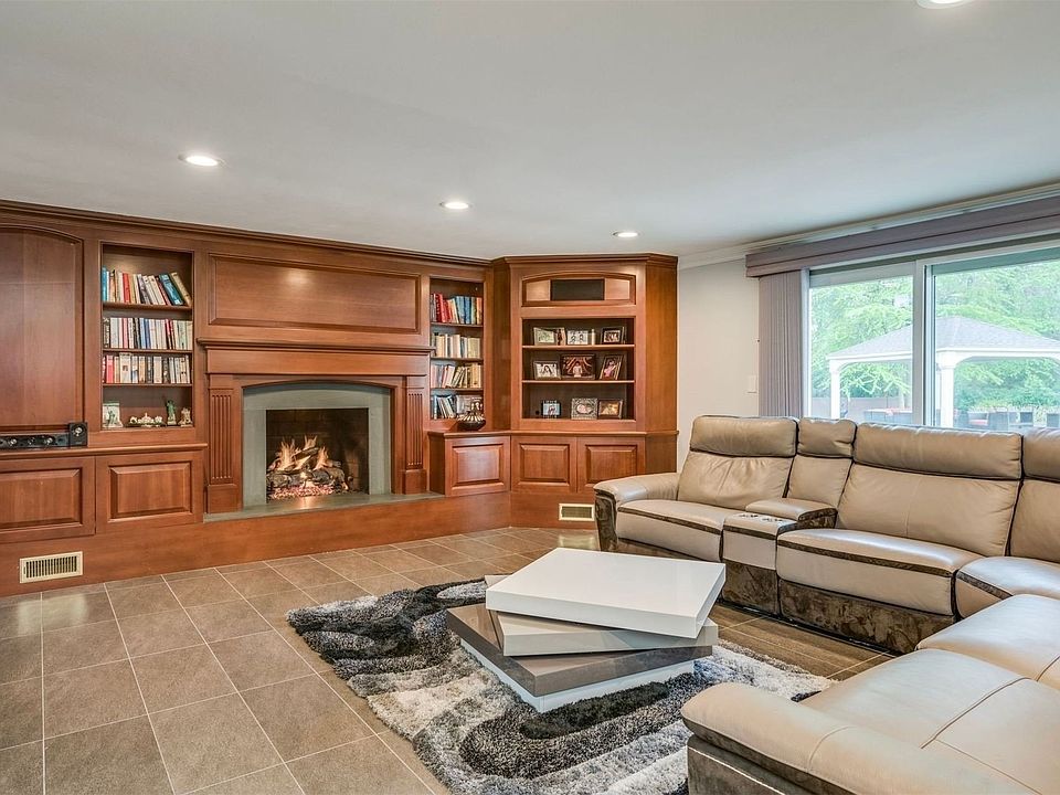 6 Kodiak Dr, Woodbury, NY 11797 MLS 3463249 Zillow