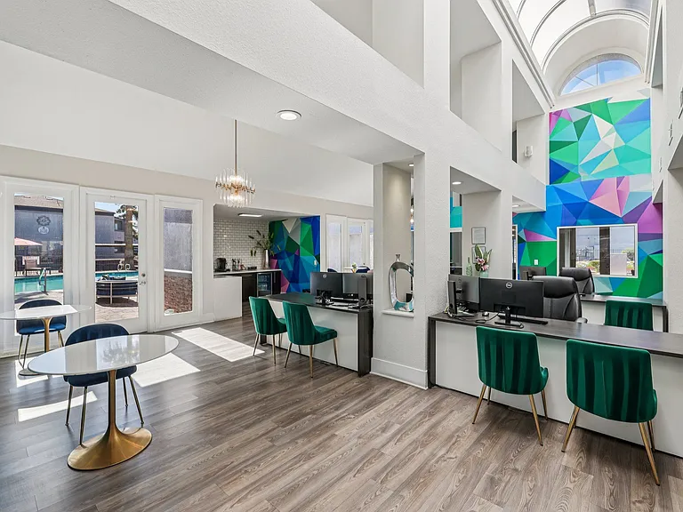 The Bristol at Sunset Apartment Homes — Photo 10