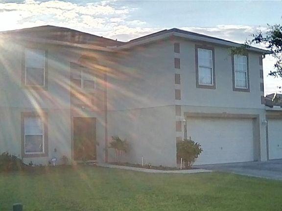 2nd image of 515 Woodland Creek Blvd
