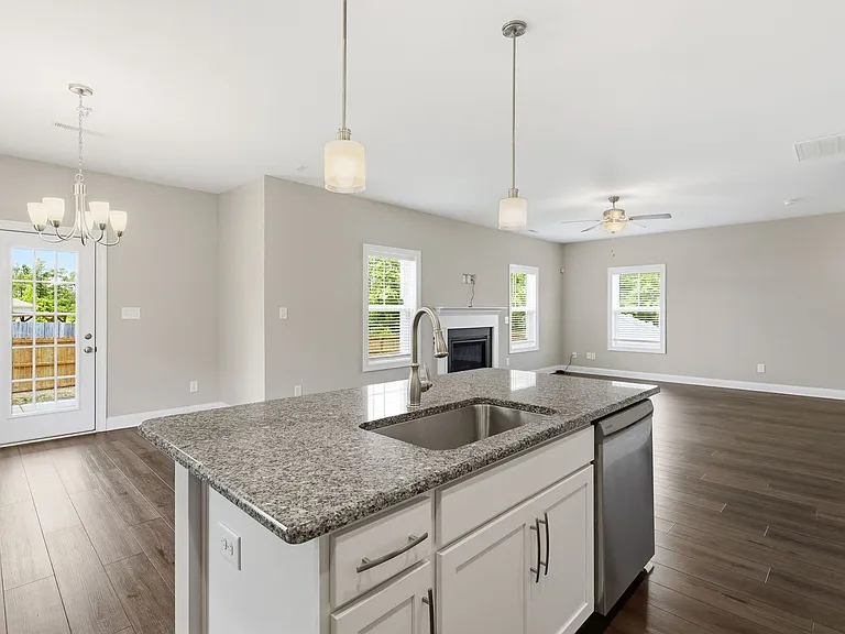 47 Hemming Ct — Photo 16
