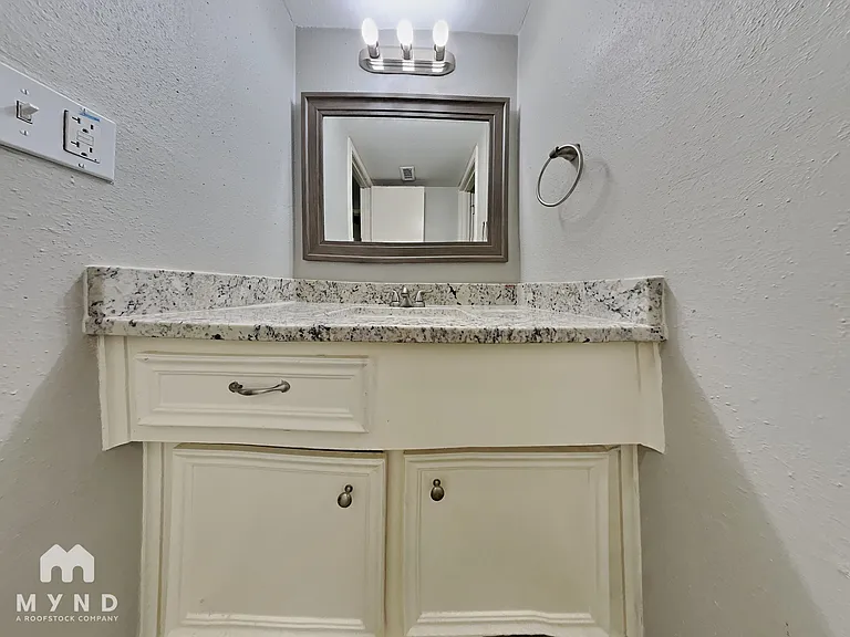 2163 Drayton Ln — Photo 12