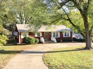 8414 W 79th St, Overland Park, KS 66204