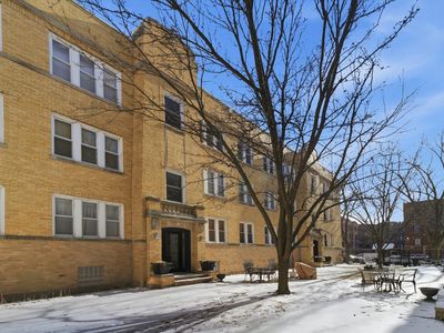 1334 W Estes Ave APT 3S, Chicago, IL, 60626