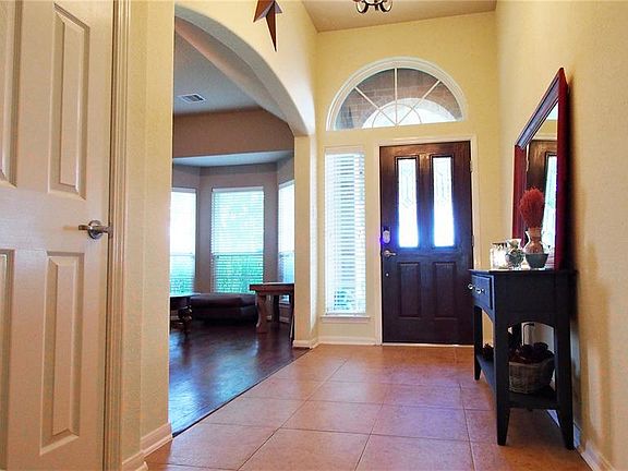 4th image of 29912 Spring Creek Ln