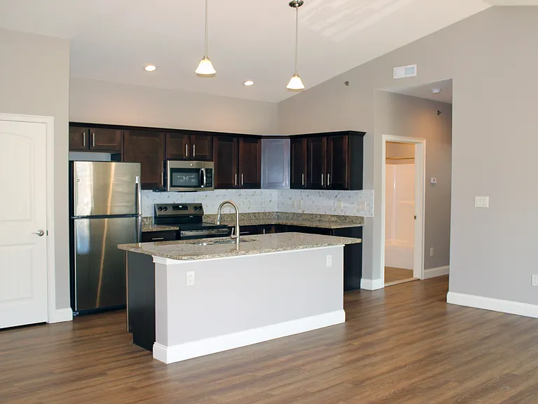 Mill Hollow Apartments — Photo 11