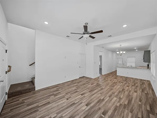 4006 Roberts Ave, Dallas, TX 75215
