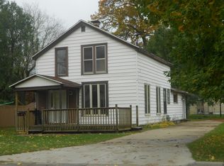 921 S Weed St, Shawano, WI 54166