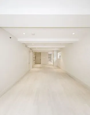 Rented by Voro New York | media 2