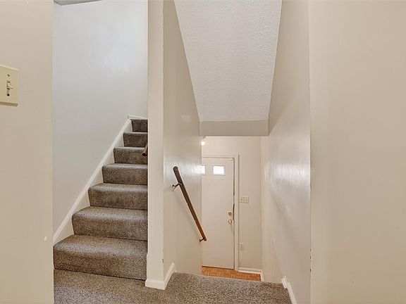 2nd image of 10 McKinley Sq
