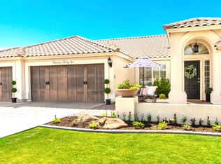 1442 N Oakland Cir, Mesa, AZ 85205