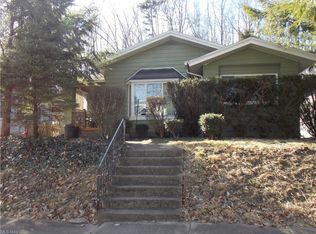 1618 Cullinan Ave, Masury, OH 44438