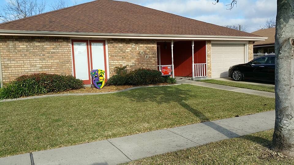 1st image of 2100 Veronica Dr