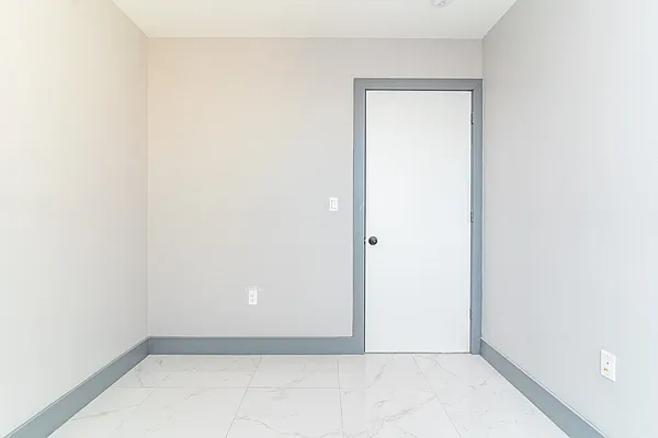 Rented by MySpaceNYC | media 7